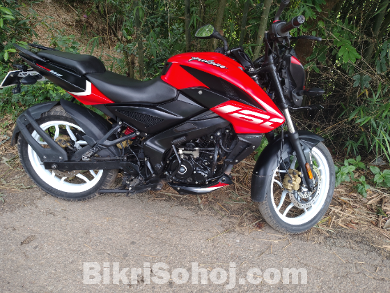 Pulsar NS160 motorbike
